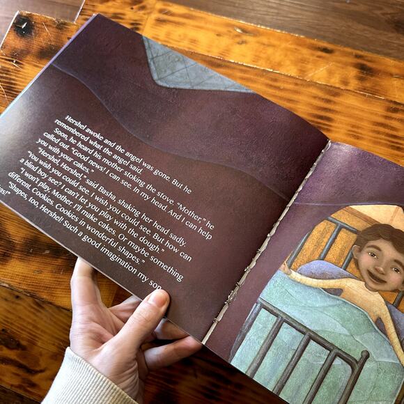 PJ Library Cakes & Miracles A Purim Tale Jewish Paperback Book - Picture 6 of 12